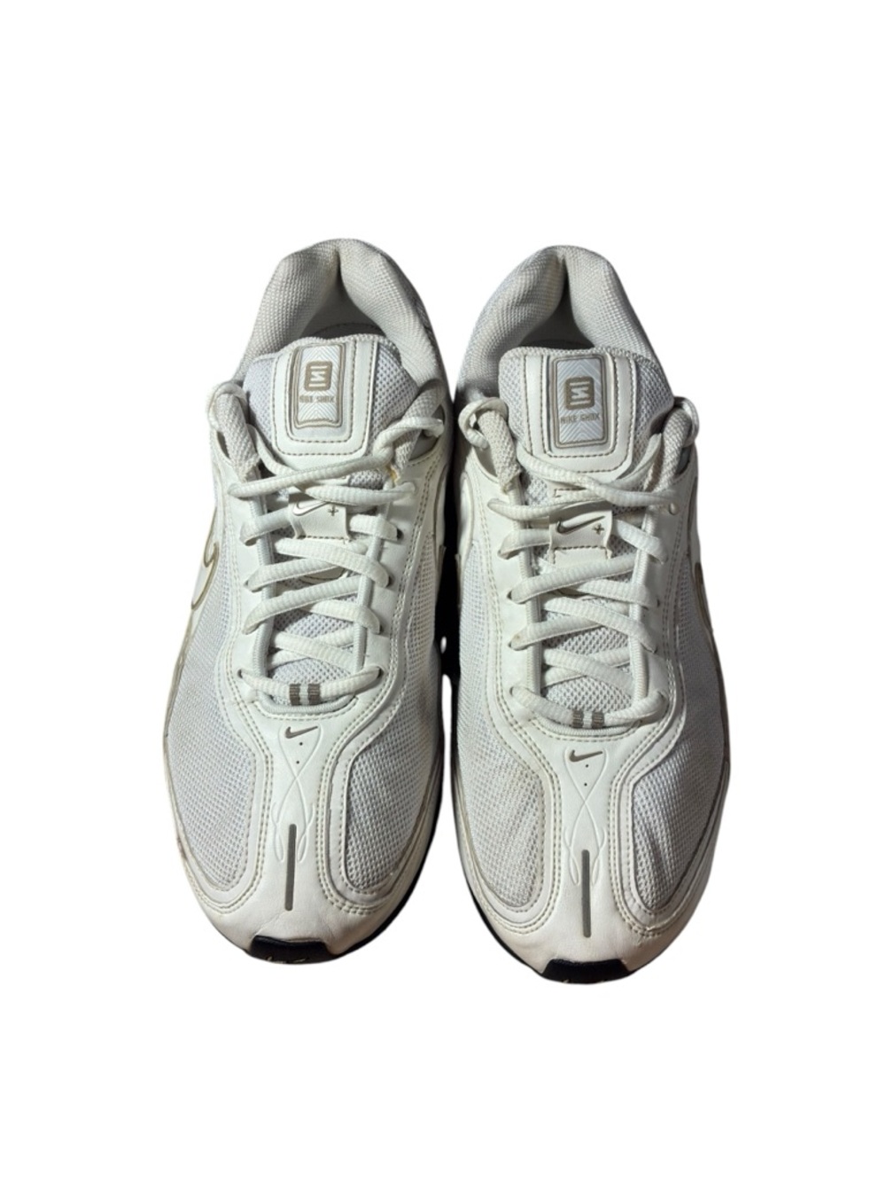 Men’s 9 Nike Shox White Gold Running Shoes Sneakers Y2K Casual Athletic